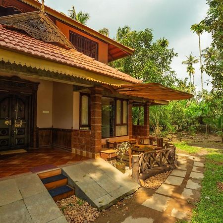 Neelambari Resorts Urakam Exteriér fotografie